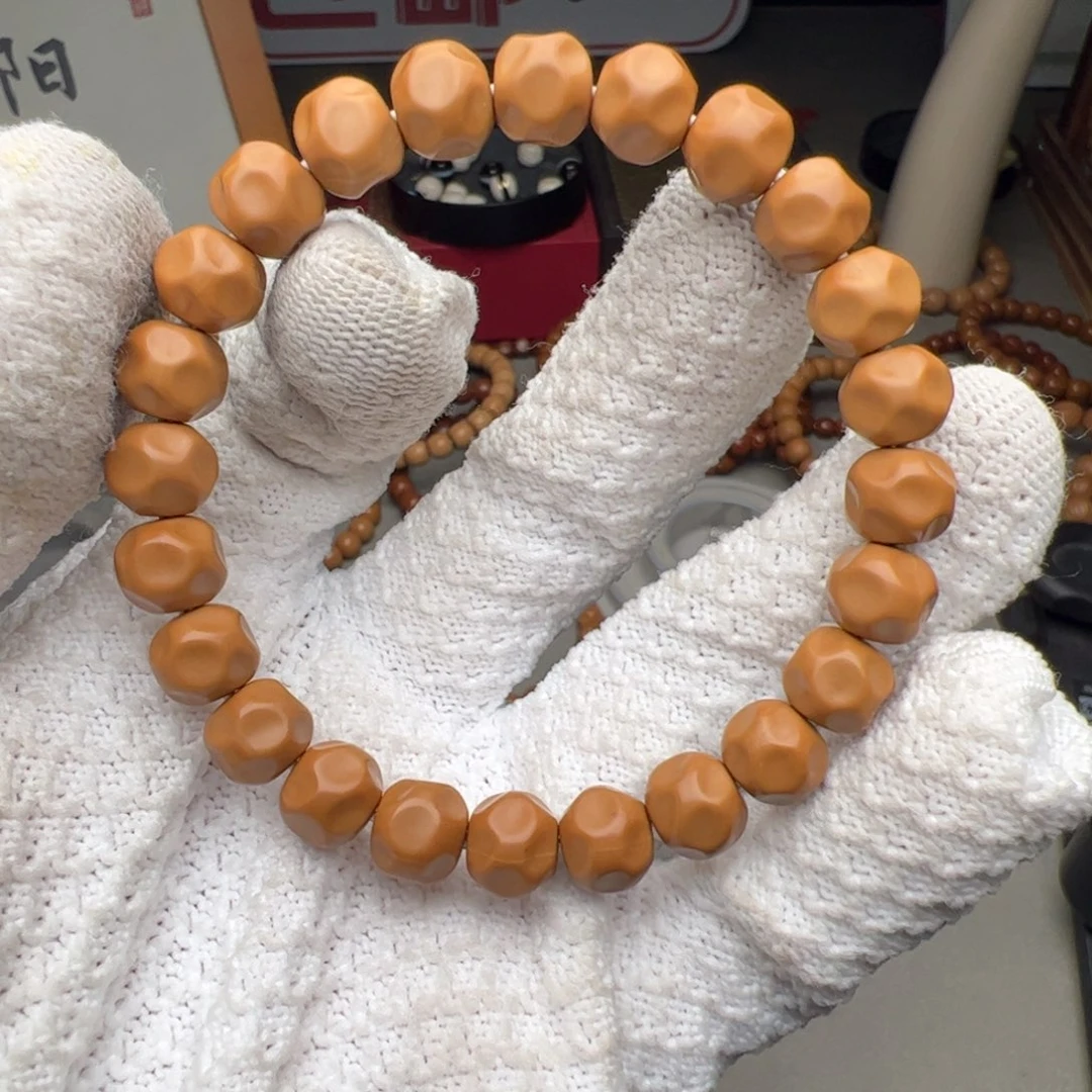 猴头核桃手串?****奶酪