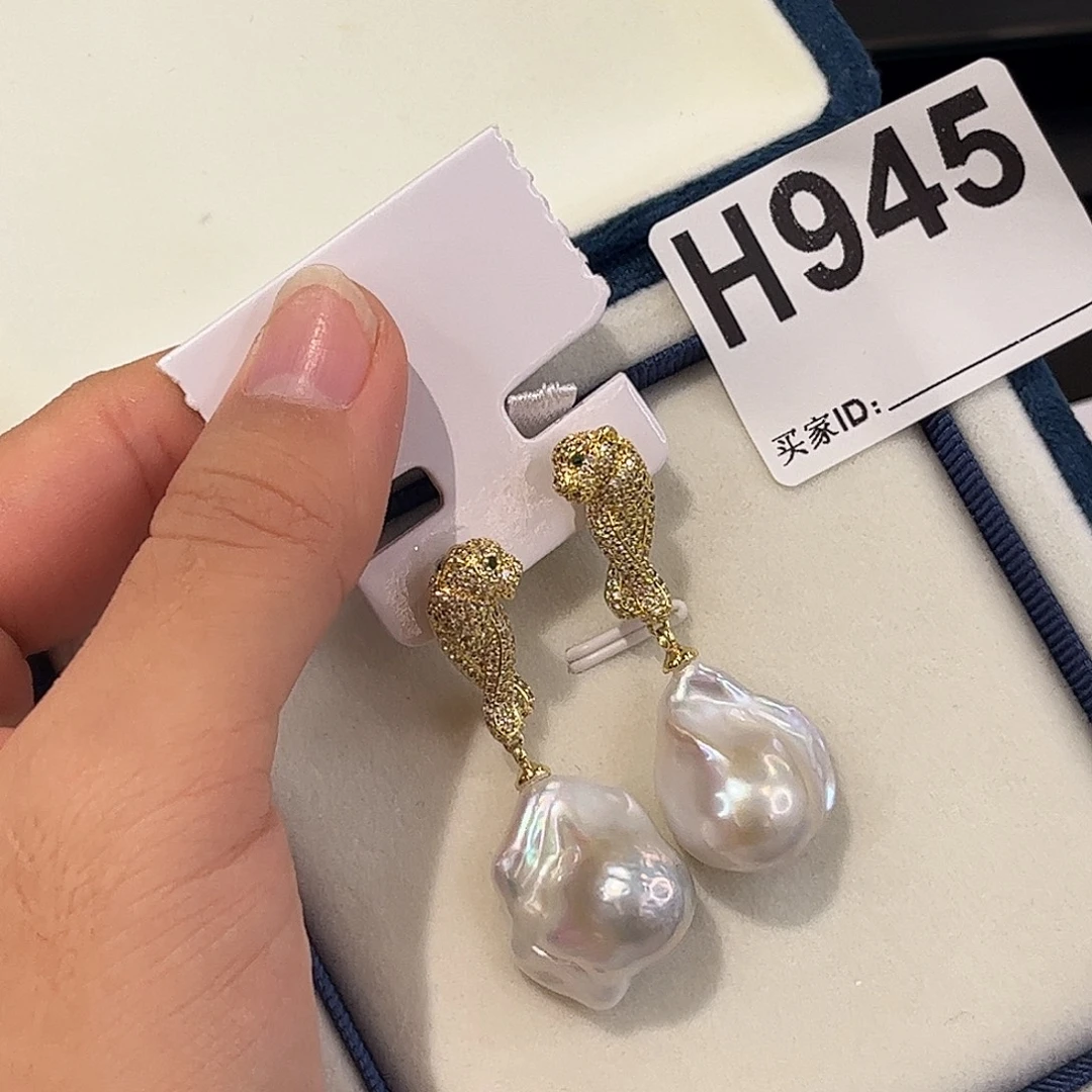 合金淡水珍珠耳饰