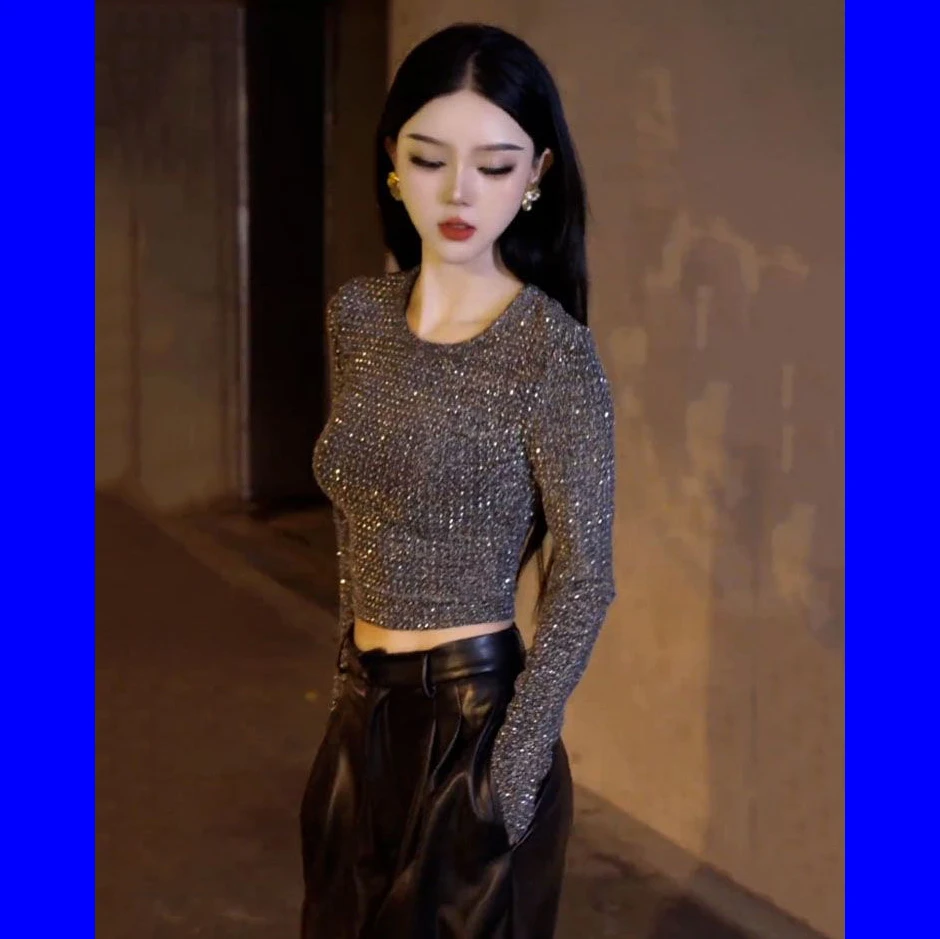 爆款灰色上衣+黑色皮裤套装两件套春季款年轻百搭女装