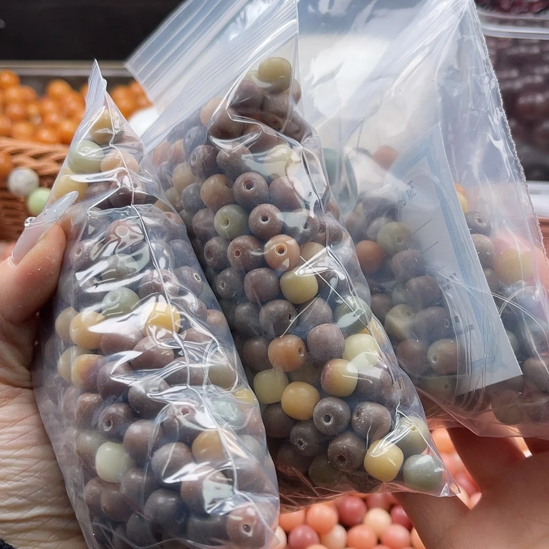 白玉菩提吊坠z微瑕10mm/200颗锅底