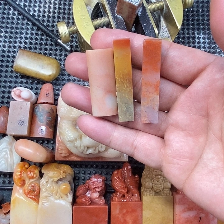 老挝石现场直播篆刻