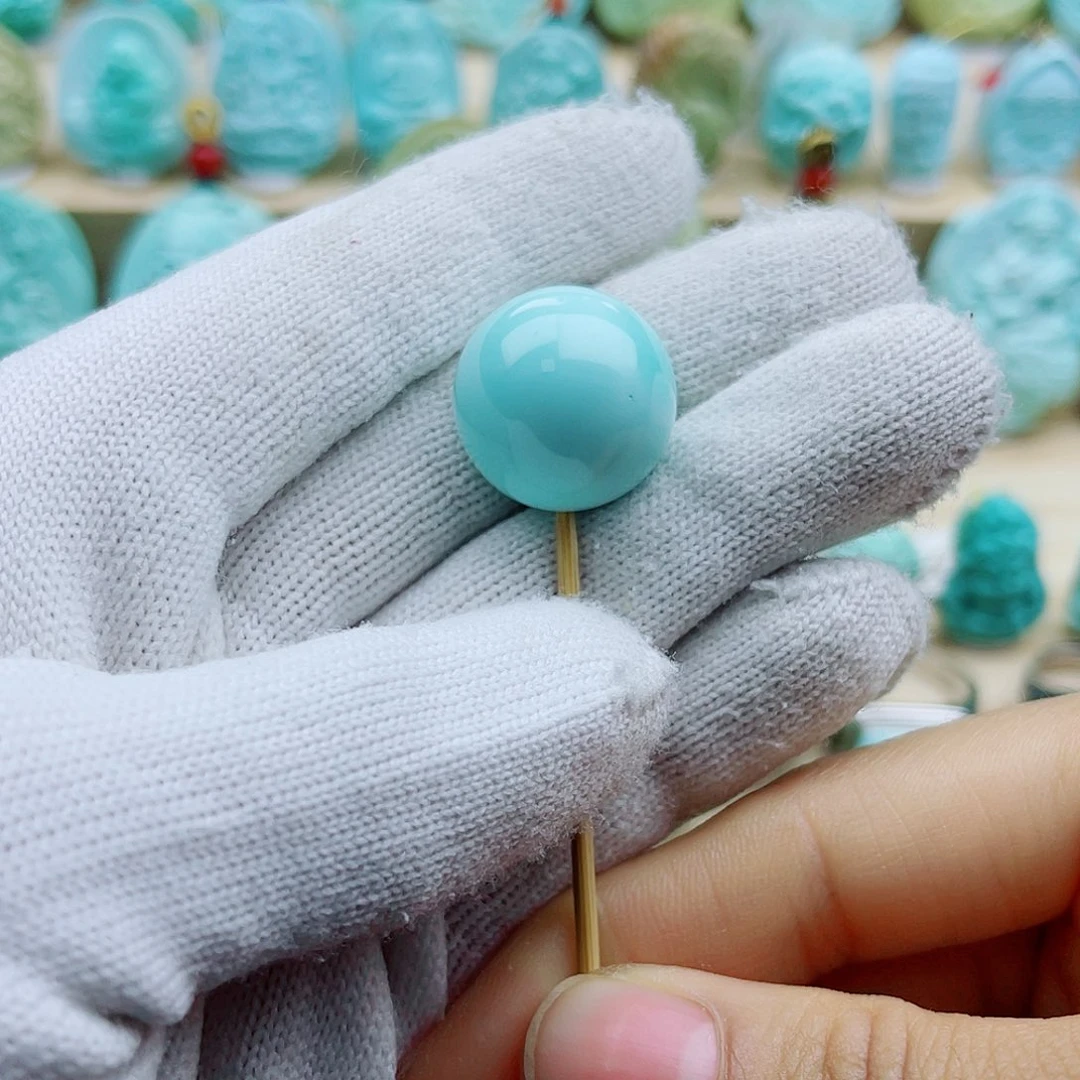 绿松石未镶嵌珠宝奇石