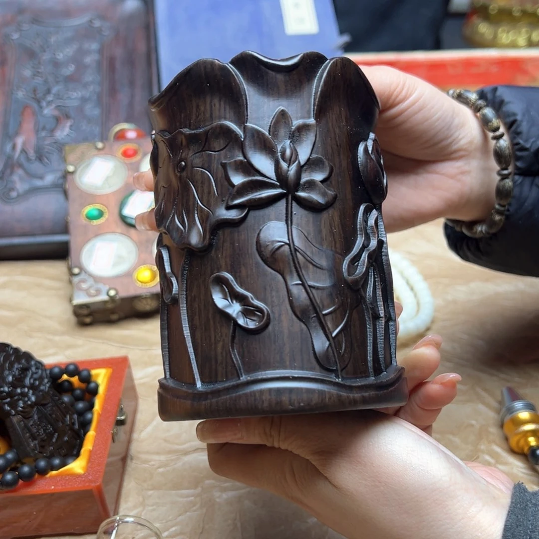 大叶紫檀（黑酸枝木类）