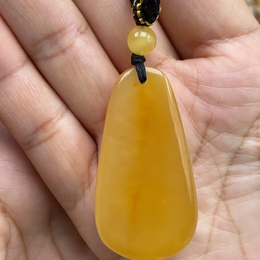 【闪购商品】琥珀颈饰未镶嵌