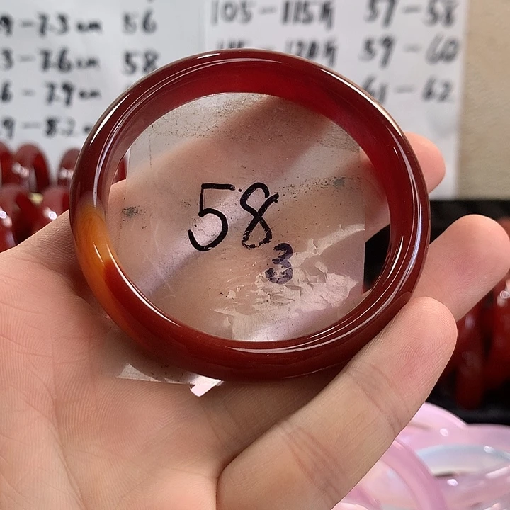 玛瑙/玉髓手镯未镶嵌