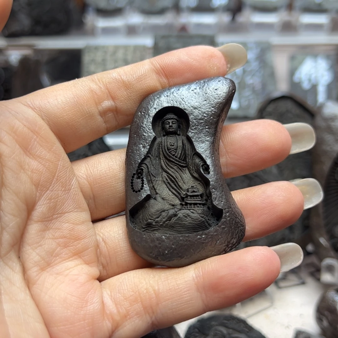 道***然小石头好。哈哈哈哈