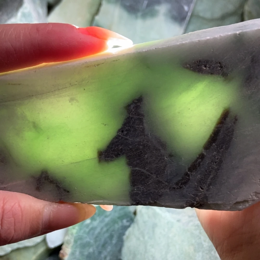 翡翠未镶嵌挂件天然翡翠