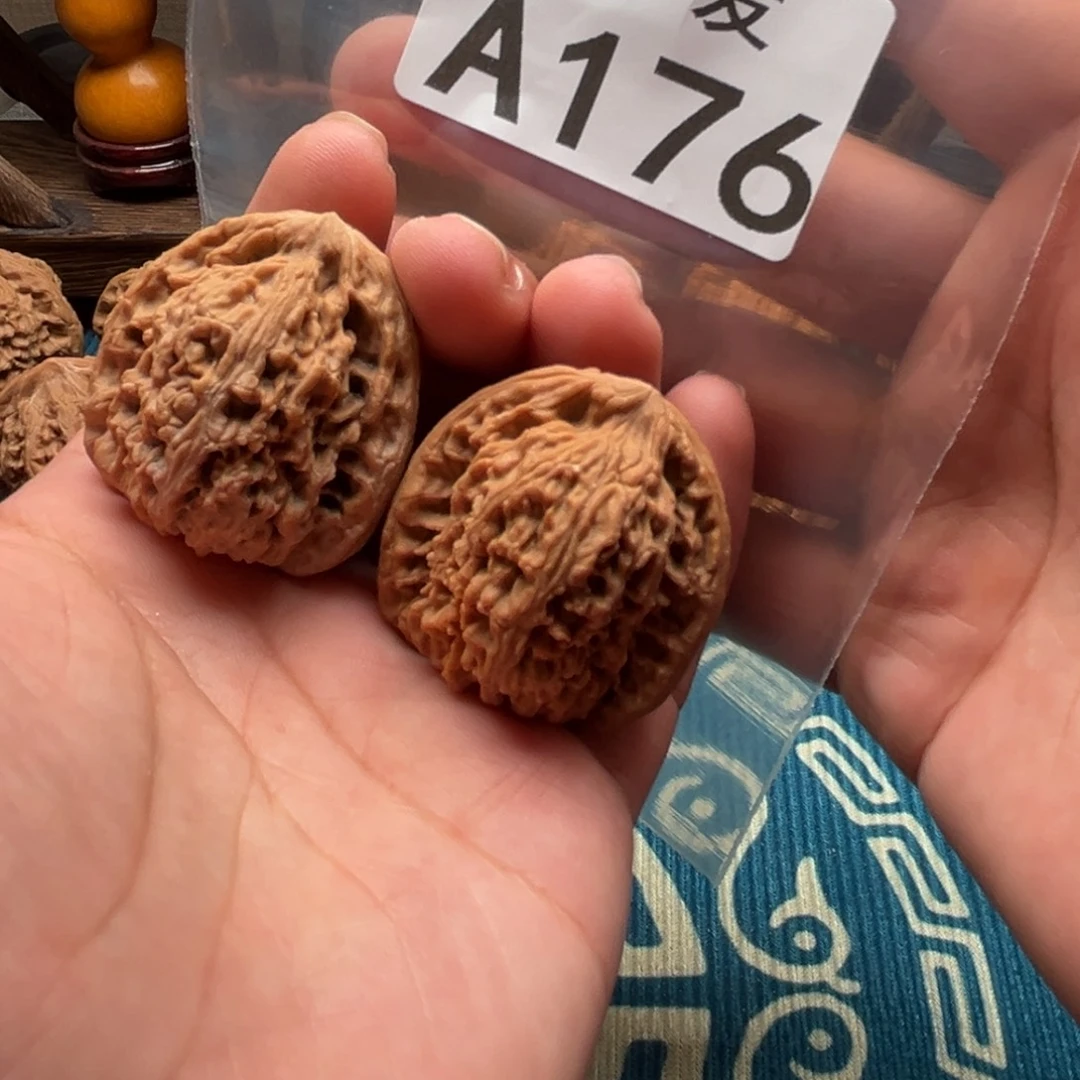 吊坠文玩核桃南疆石