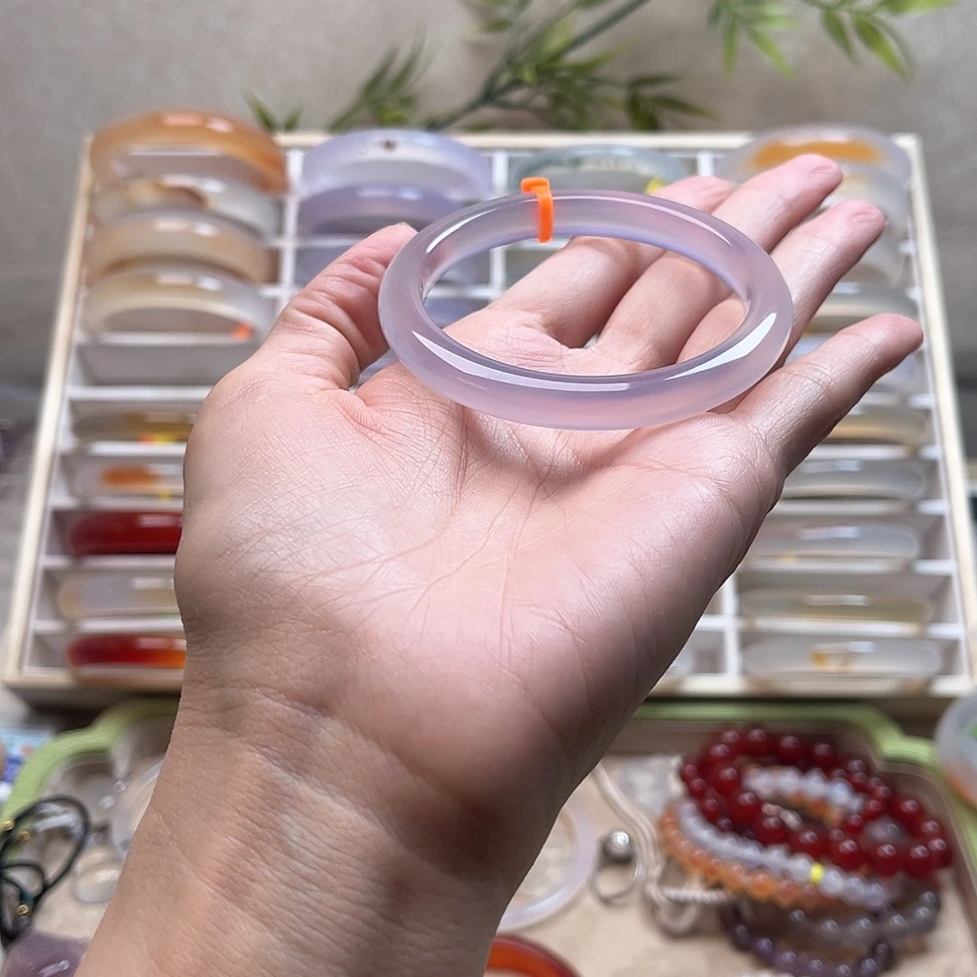 吃***鱼玛瑙/玉髓未镶嵌手镯