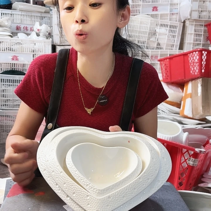 盘微瑕产品…………爱心大中小三件套