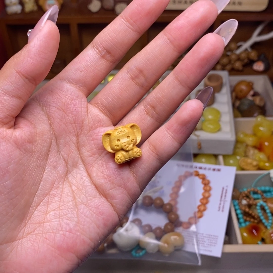 ****扣猴头核桃吊坠小象