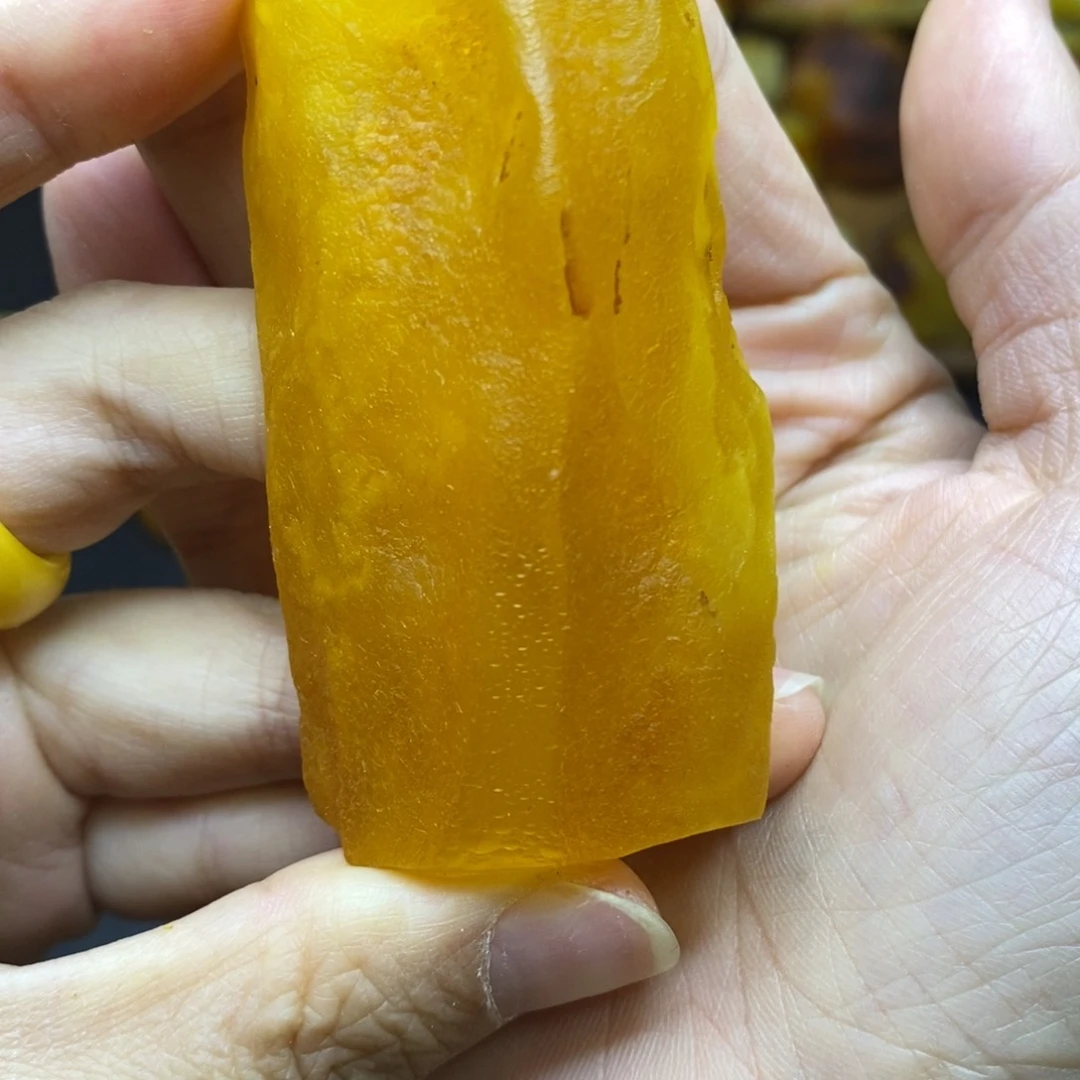 定制琥珀未镶嵌强****墙胖
