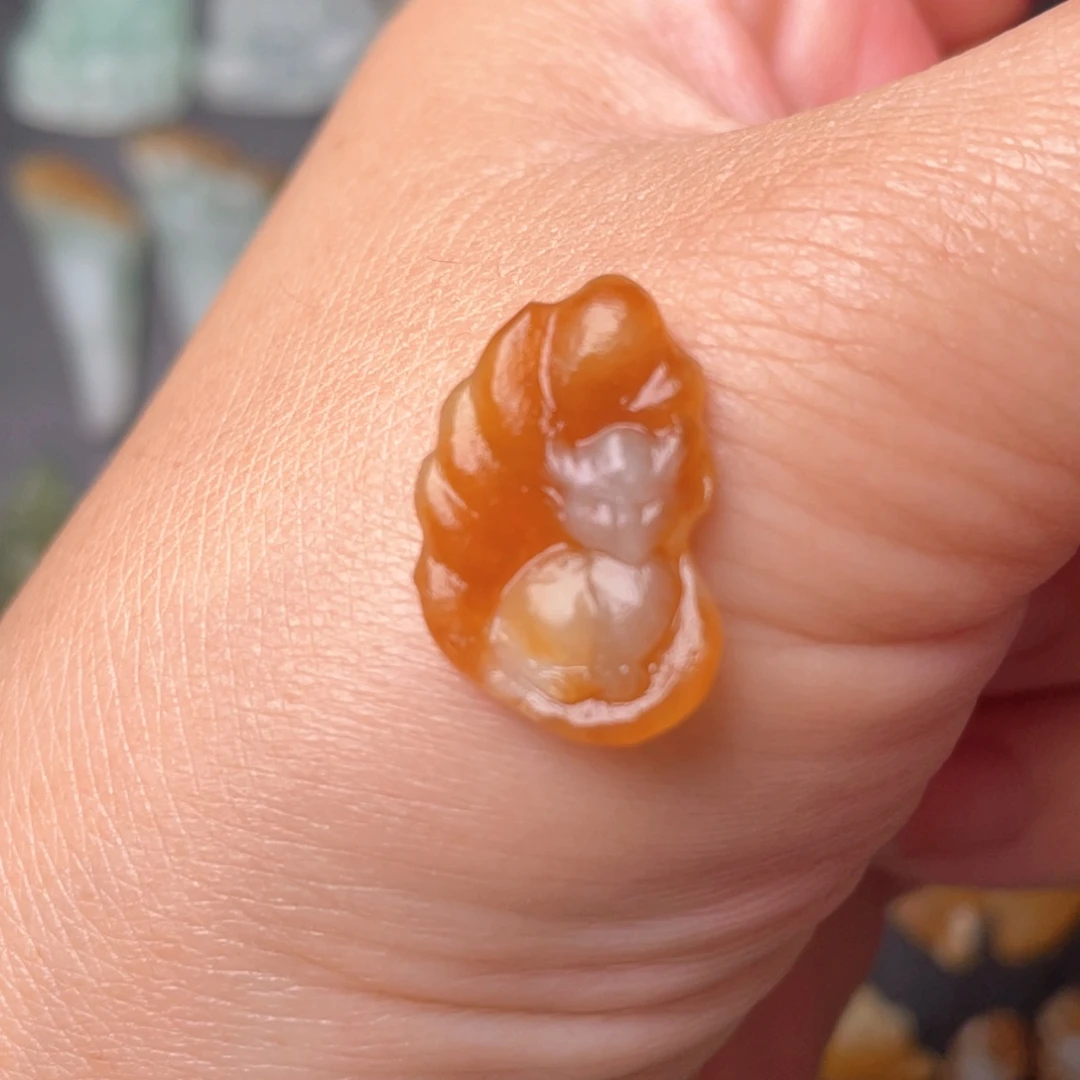 定制翡翠未镶嵌狐狸