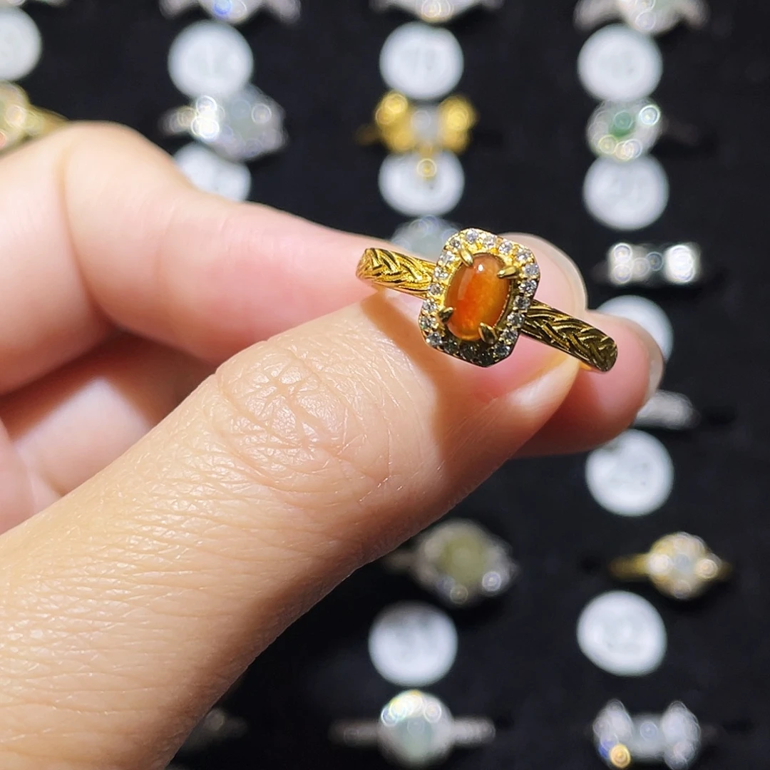 翡翠未镶嵌戒指戒指