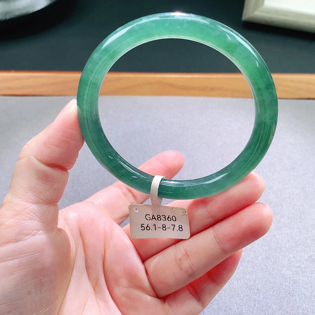 翡翠未镶嵌手镯天然翡翠手镯a货