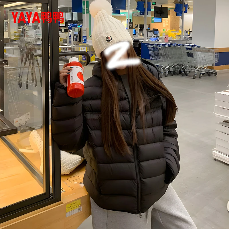 鸭鸭90绒排骨羽绒服短款冬季新款时尚百搭保暖女轻薄泡芙26XB065