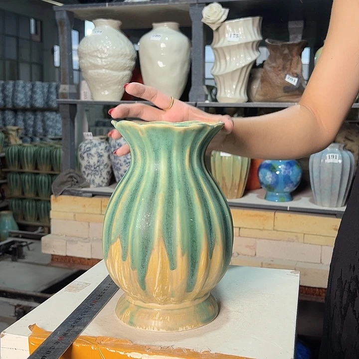 景德镇陶瓷花瓶微瑕介意勿怕