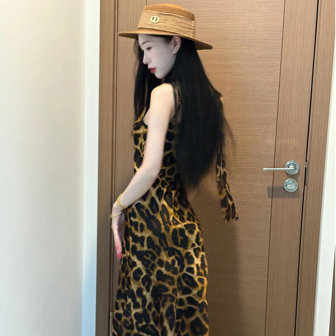 画报夫人原创自制斜裁荡领风情鱼尾吊带裙 豹纹斜裁荡领裙