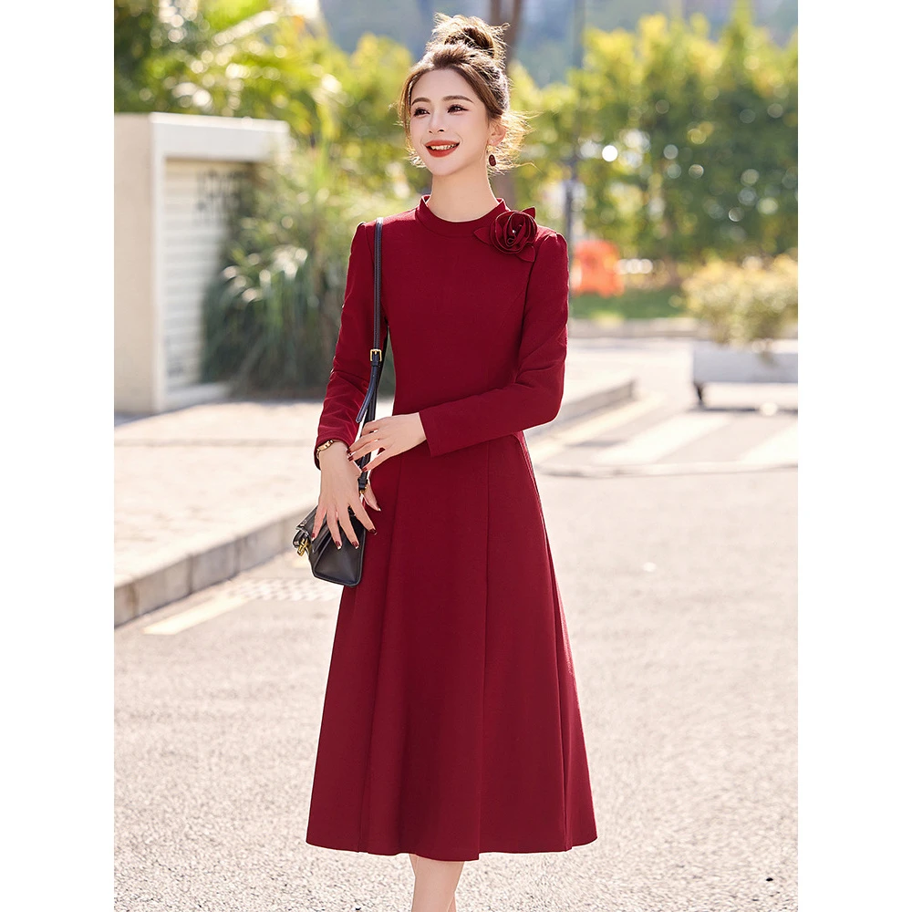 气质显瘦时尚收腰韩版女式连衣裙2025春季新品 涤纶纯色拼贴拼接