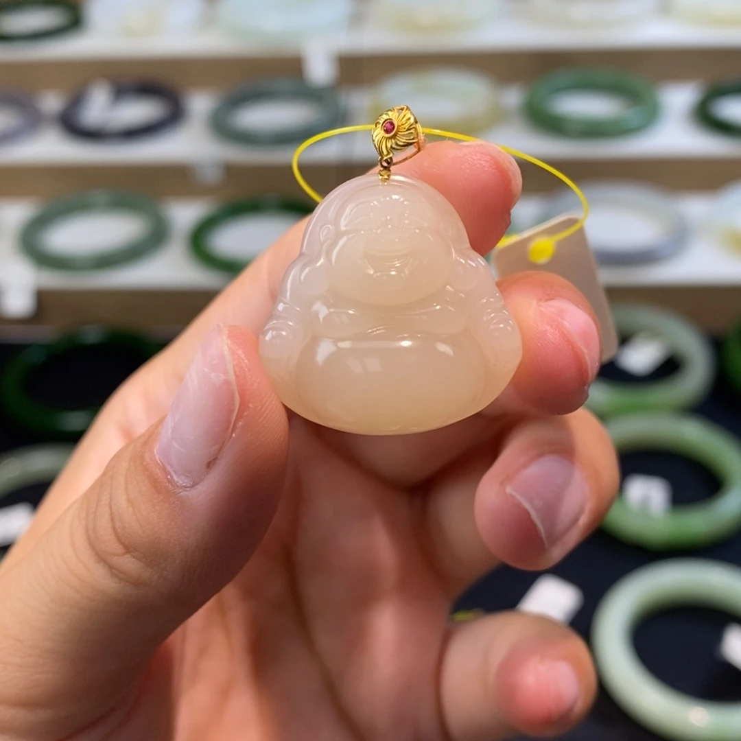 和田玉18K金镶嵌颈饰