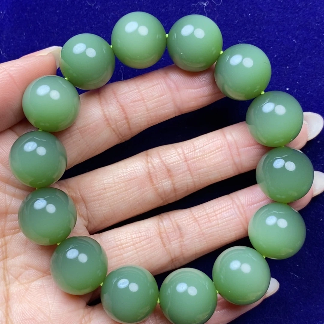 闲***人和田玉未镶嵌手串