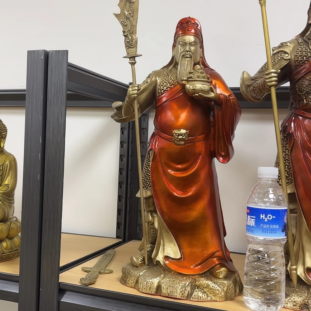 山***群黄铜铜器摆件制作工艺精湛