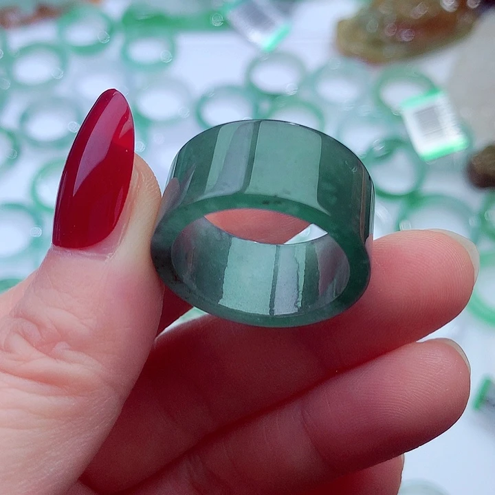 翡翠未镶嵌戒指天然翡翠