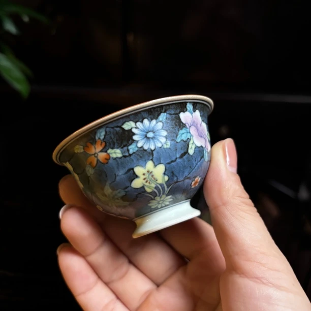 霖溪 蓝地万花小高足主人杯 薄胎011