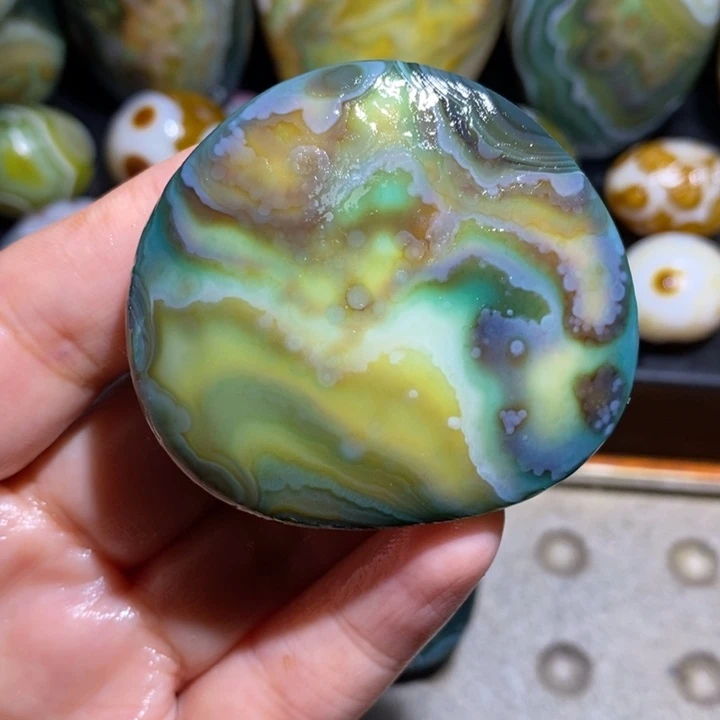 未镶嵌玛瑙/玉髓珠宝半成品25
