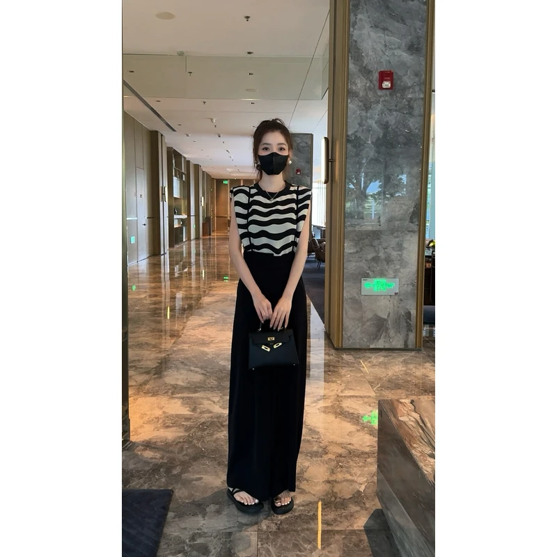 2025夏季新款洋气减龄条纹无袖衬衫背带长裤两件套时尚套装