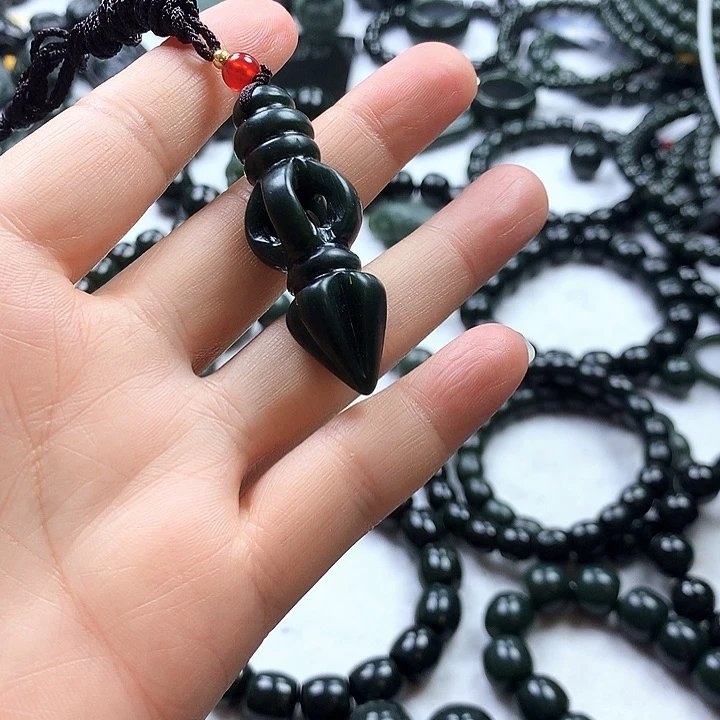 手链未镶嵌和田玉（青玉）