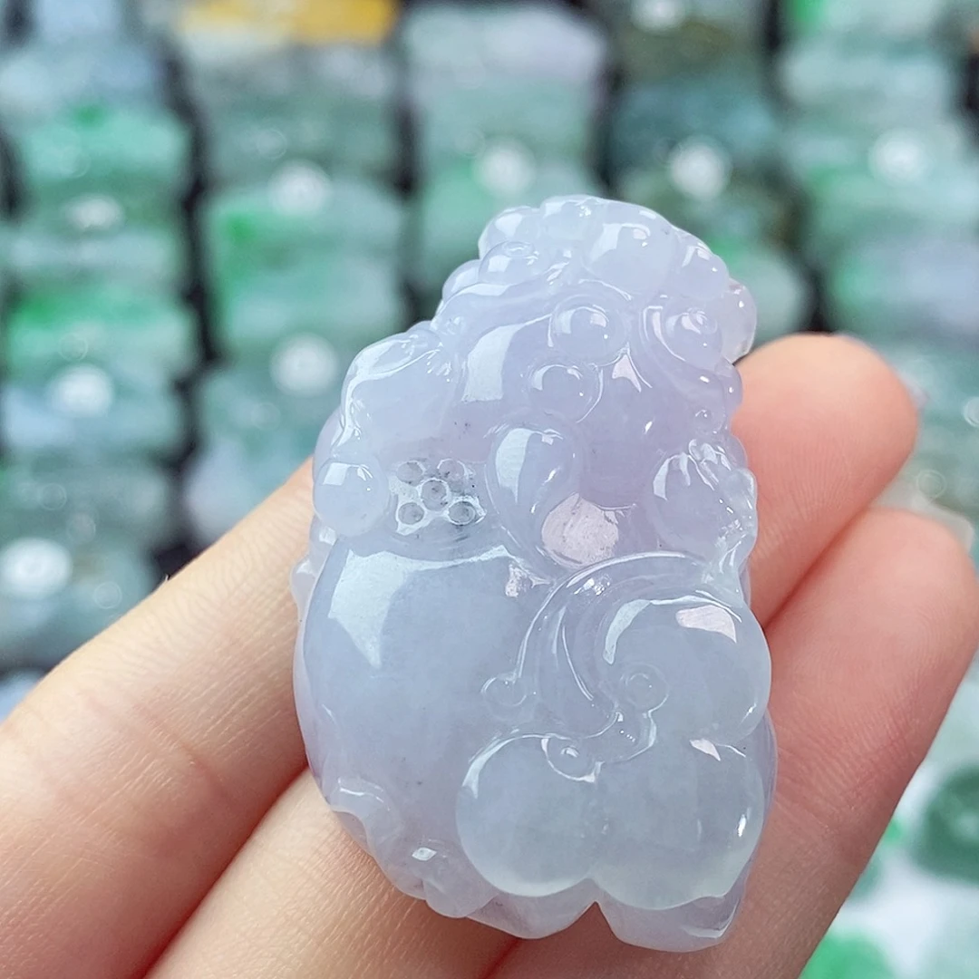 颈饰未镶嵌翡翠天然