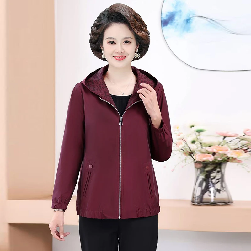 中年妈妈风衣女2025新款春装时尚洋气休闲夹克中老年人上衣服外套