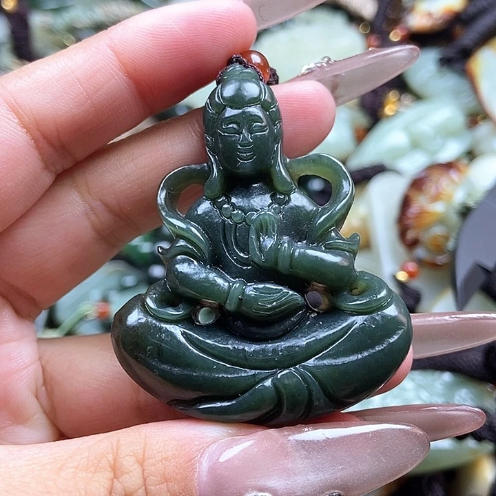 和田玉颈饰未镶嵌