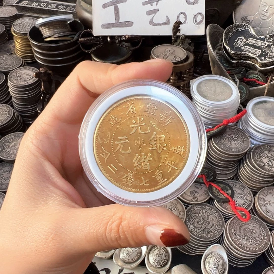 金属复古风格摆件