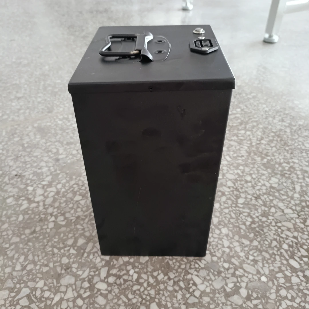 电动车坐桶60V20ah锂电池正品足容足量续航长电瓶中国果木炭