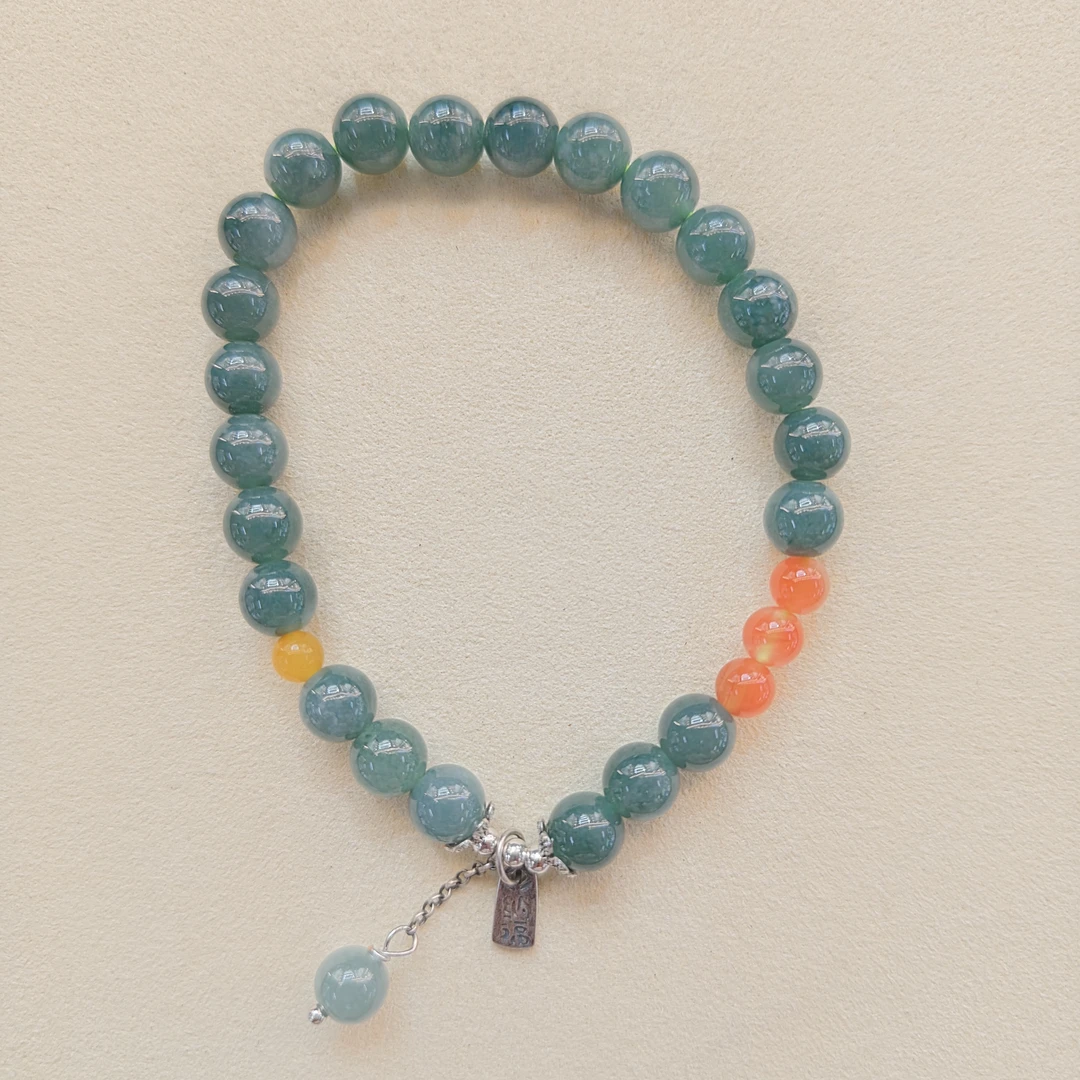 D92蓝水翡翠S925银纳福牌南红手串5102