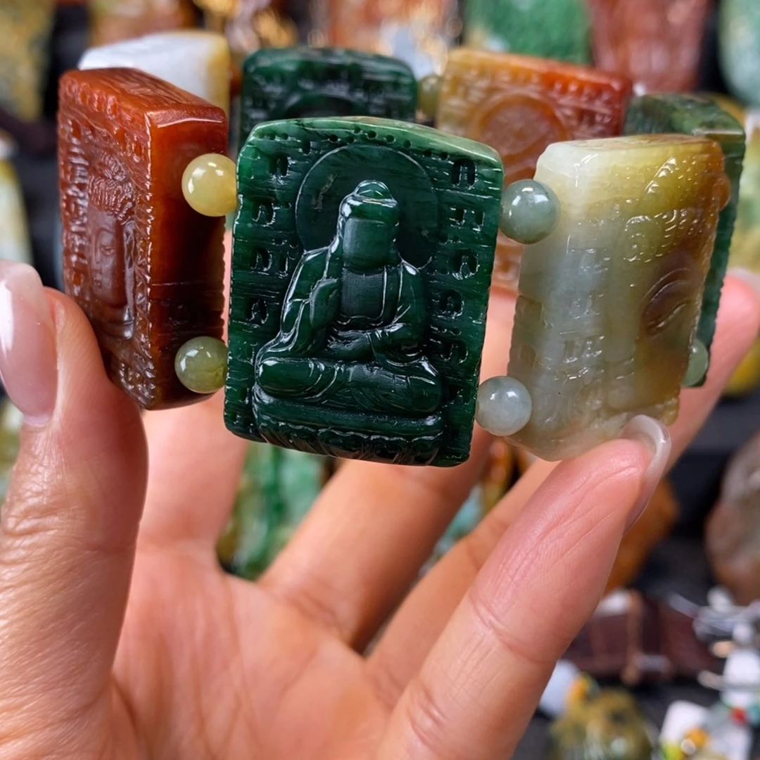 定制翡翠未镶嵌玉****）