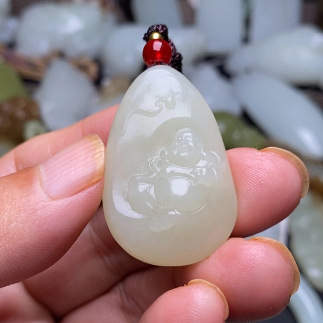 【闪购商品】颈饰未镶嵌和田玉