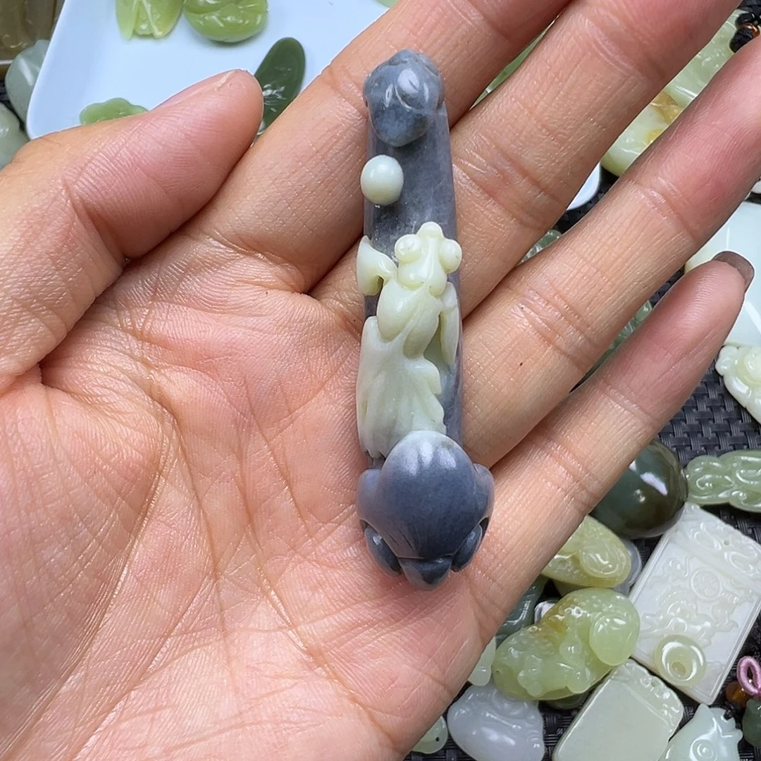 和田玉未镶嵌吊坠(不含链)