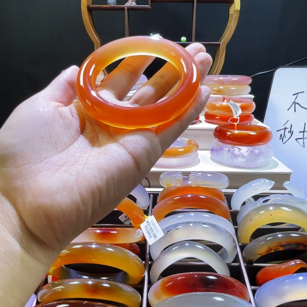 手镯玛瑙/玉髓未镶嵌