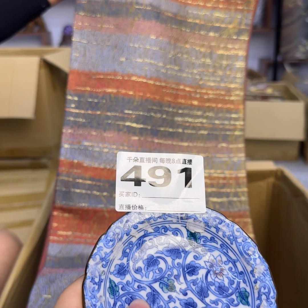 手工艺品琉璃兔*呀小雨小雨小雨转