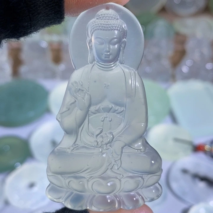 岫玉未镶嵌颈饰吊坠