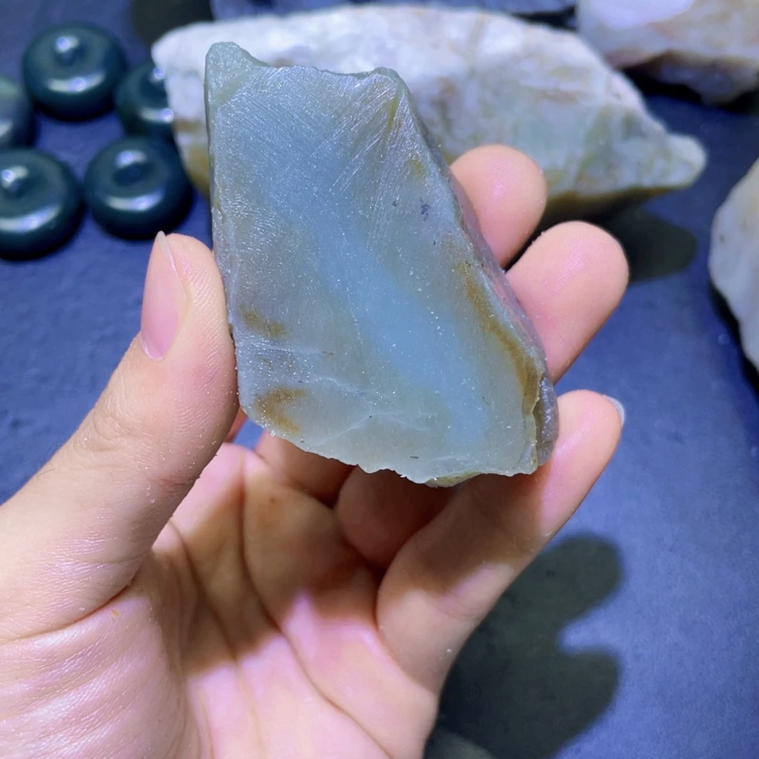 和田玉未镶嵌珠宝半成品