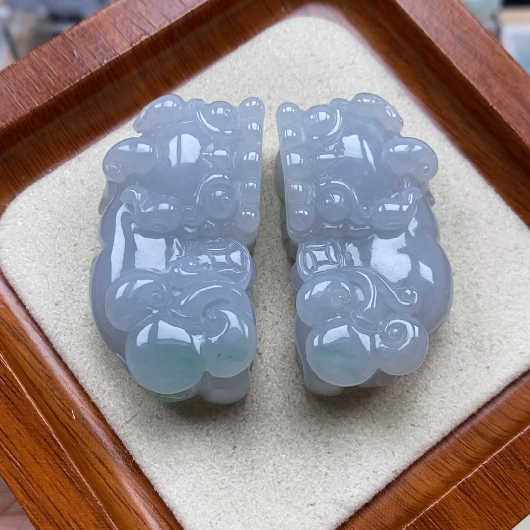 翡翠未镶嵌颈饰霸王貔貅发其一