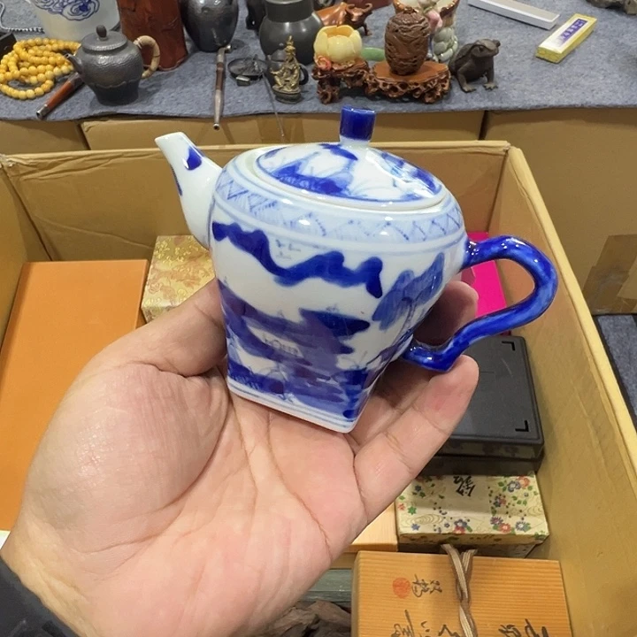 陶瓷中古青花茶壶