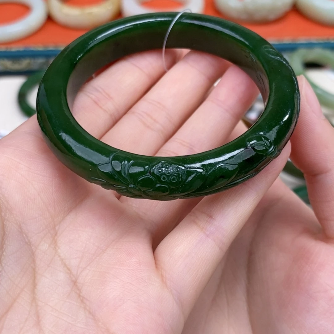 和田玉手镯未镶嵌碧玉辣菠菜绿手镯57#
