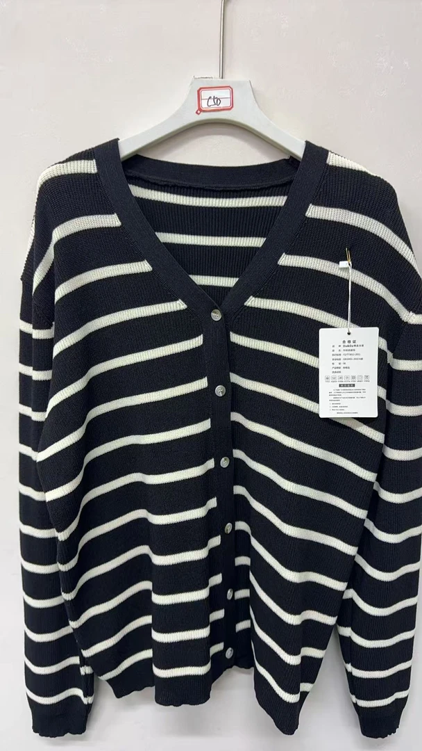 女士针织开衫C50-杰