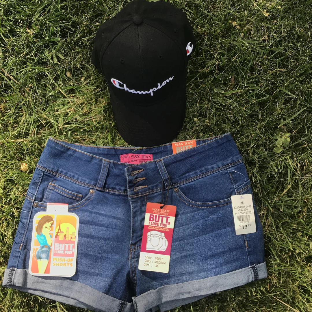 女士夏季高腰弹力宽松直筒翻边牛仔短裤显瘦