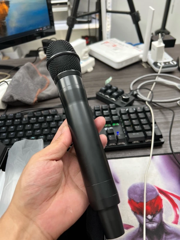 9新  一拖一无线麦克风保证正品保证质量